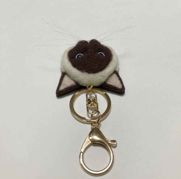 羊毛フェルト　猫　（もりりん。様おまとめ分）　シャム猫のバッグチャーム 羊毛フェルト 猫 （もりりん。様おまとめ分） シャム猫のバッグ